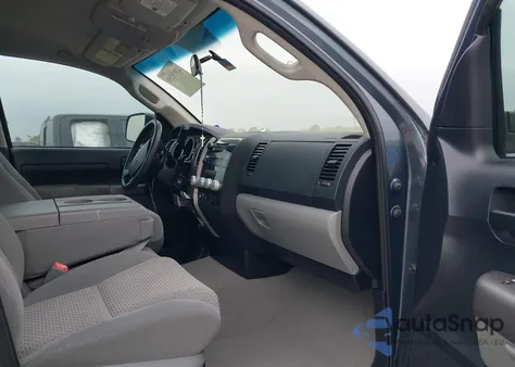 2010 Toyota Tundra Grade 4.6L V8 из США, поврежденный, VIN 5TFRM5F12AX008702